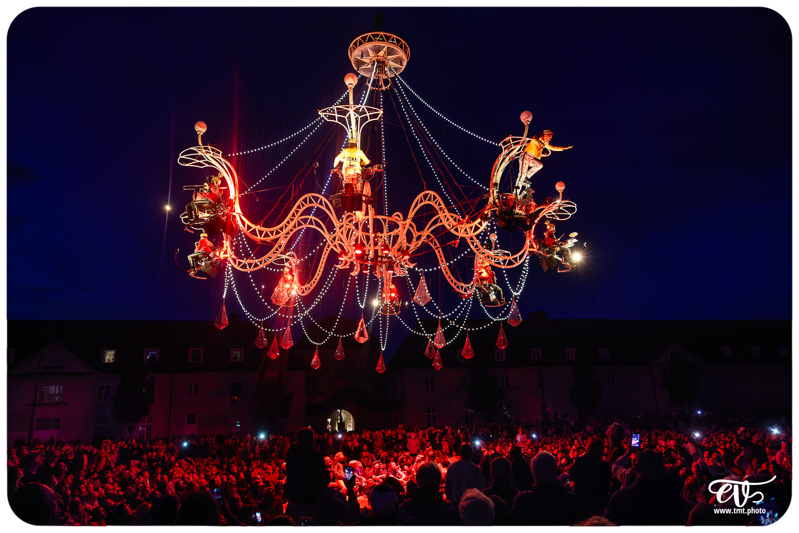 LE LUSTRE IMPERIAL (CIE TRANSE EXPRESS)